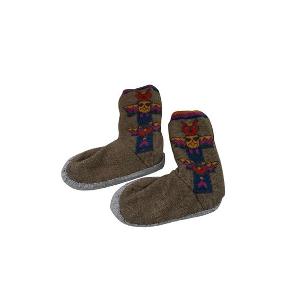 Eddie Bauer Slippers Aztec Print Soft Rubber Bottom Knit Faux Fur Womens L/XL - Picture 1 of 8